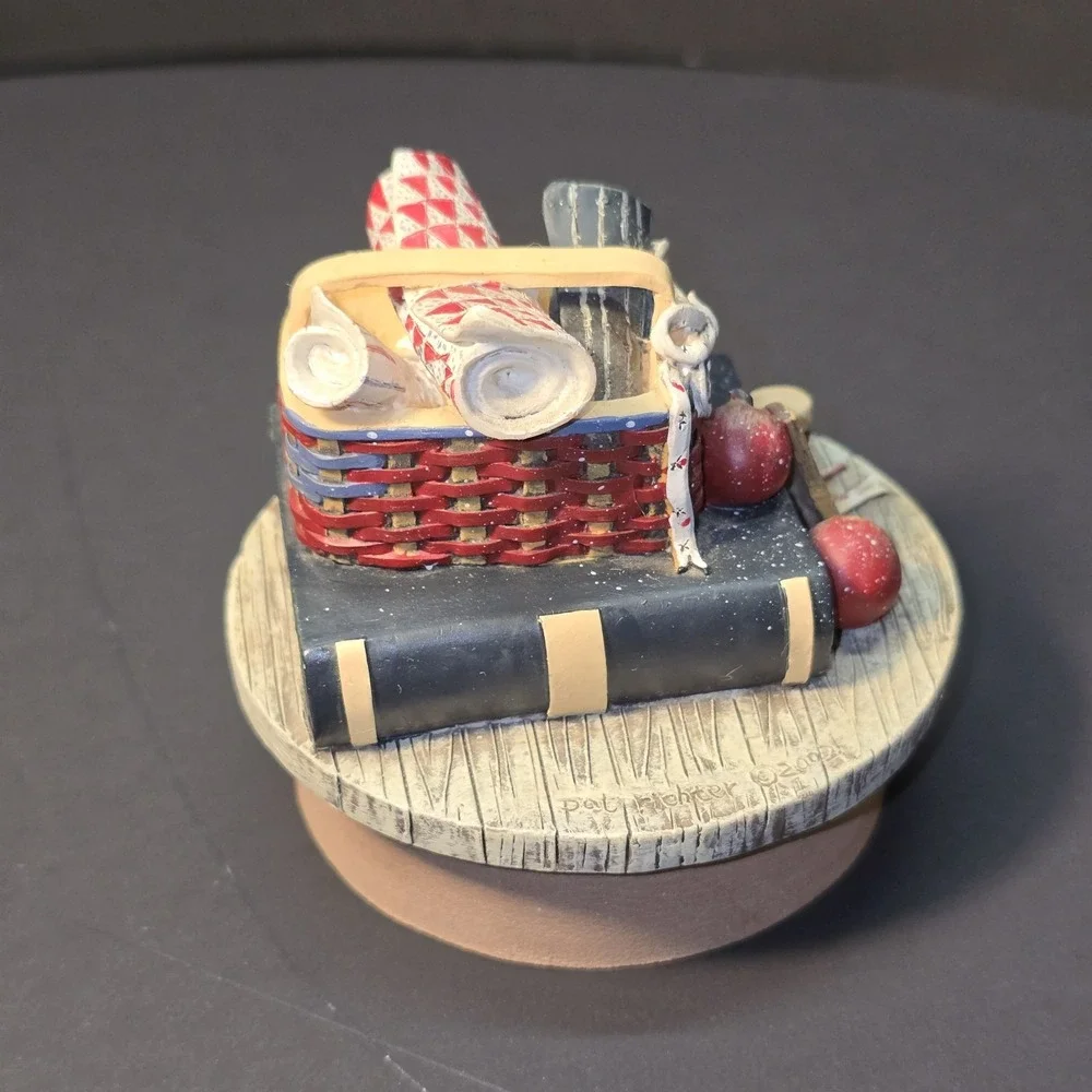Pat‎ Richter & Sonok Apple Book Basket Candle Topper Figurine Decor